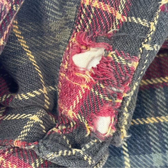 VINTAGE WOOLRICH Red Plaid Button Up Shirt Unisex Well Worn and Comfy! - Picture 5 of 11